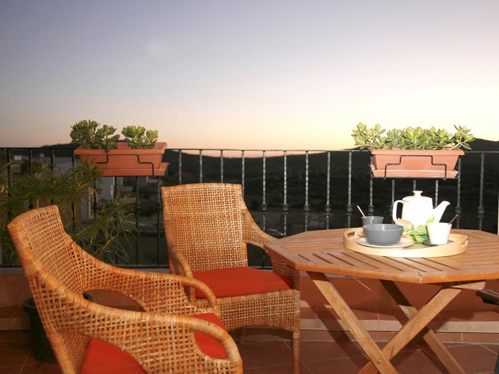 Casa Rural El Planet de Maella: Jacuzzi Retreat Near Peñíscola and Morella Chert Room photo
